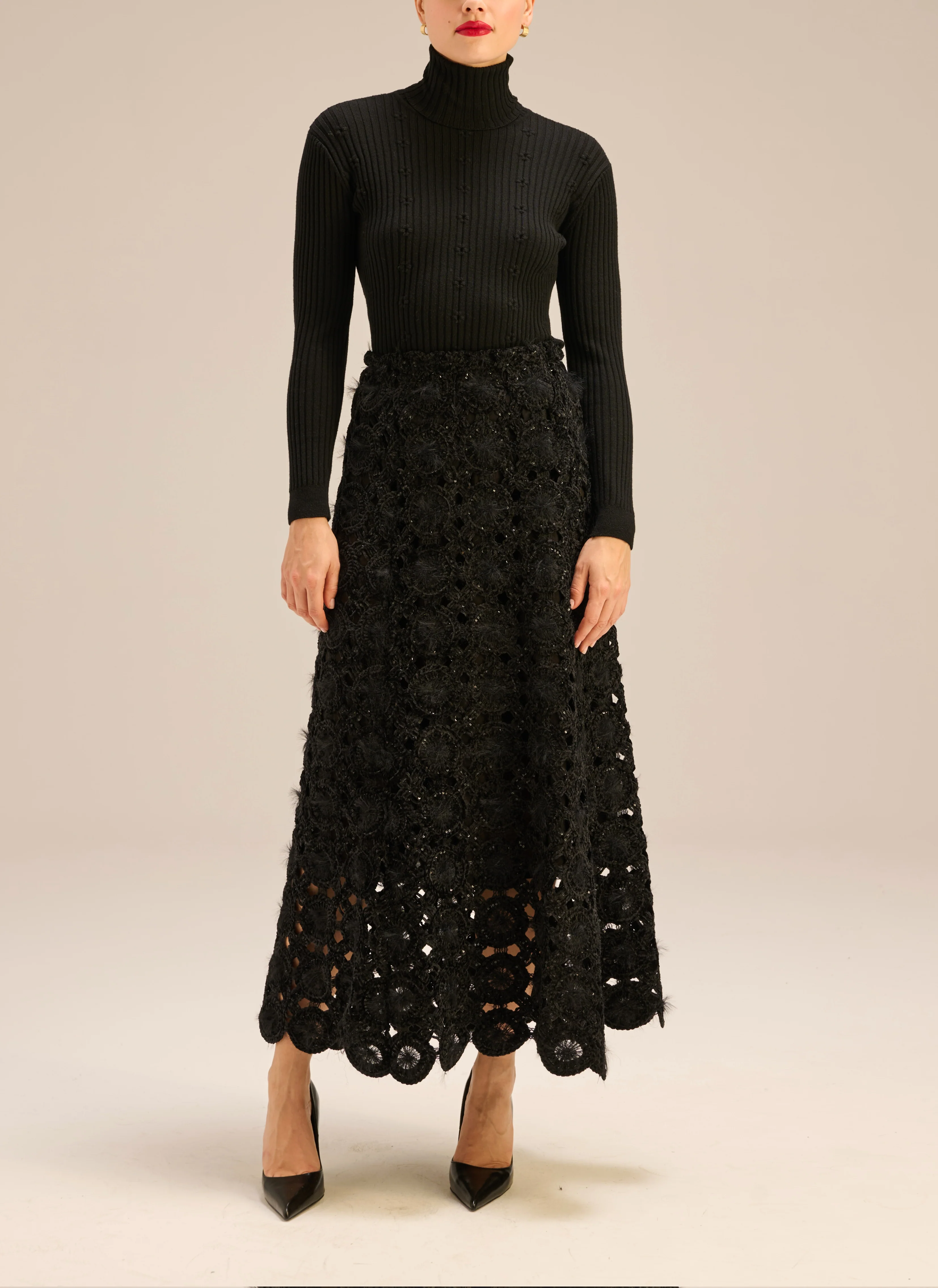 Spódnica maxi o trapezowym kroju w kolorze czarnym - Camilla - Image 6